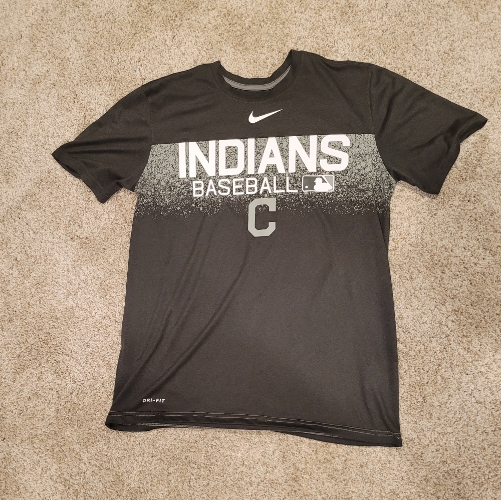 Nike Men's Baseball Tee size M